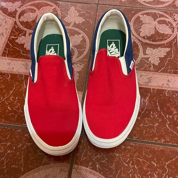 Brand new slip in vans - Picture 2 of 5